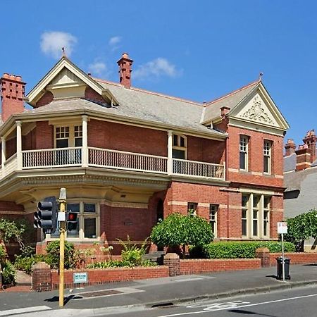 절롱 Gatehouse On Ryrie B&B 외부 사진